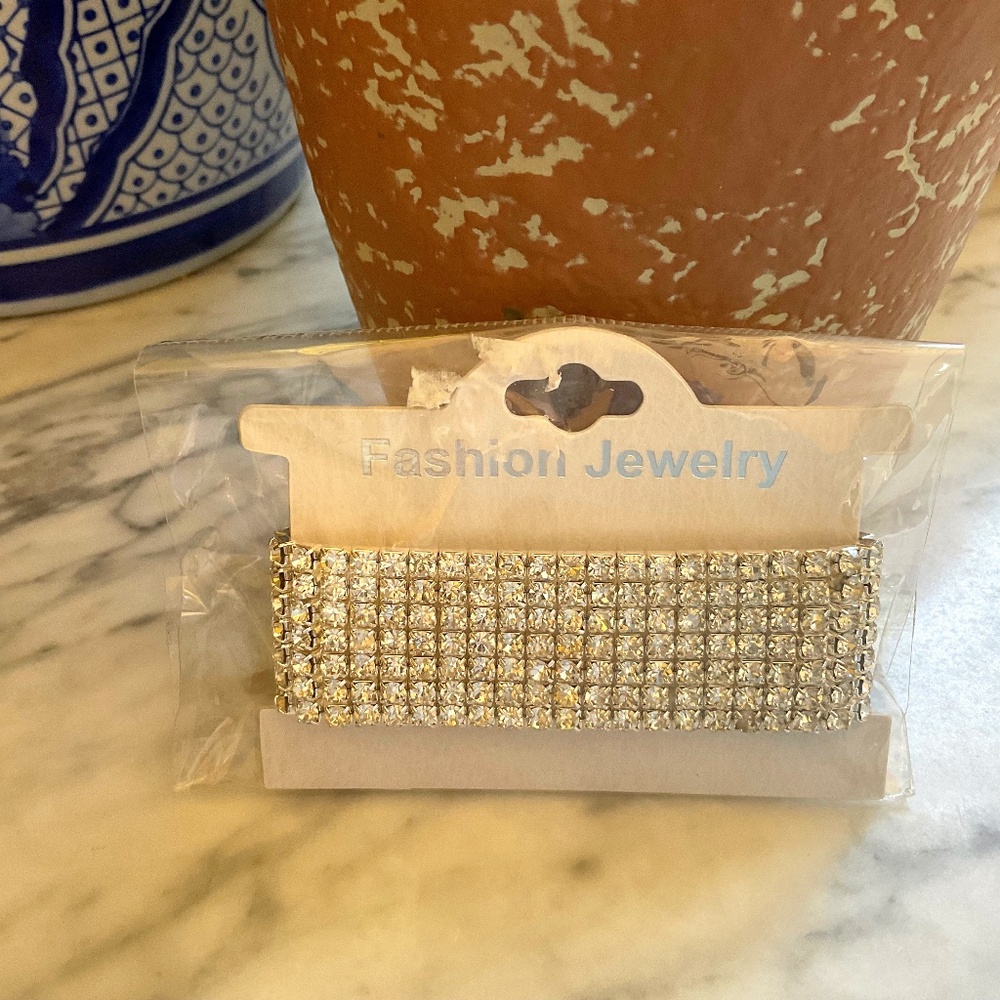 Fashion Jewelry stretch crystal style bracelet